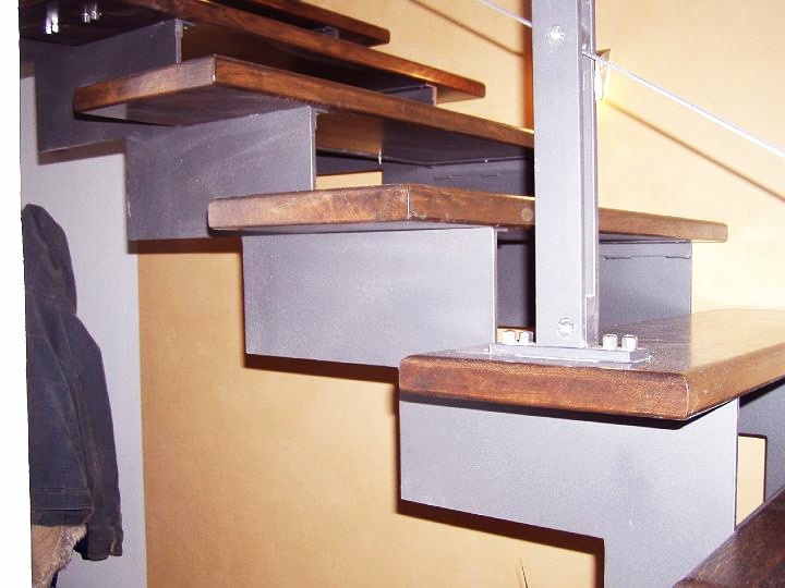 Ocelové schodiště
